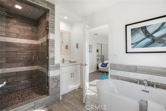 4 Bed Home for Sale in Hollywood Hills, California