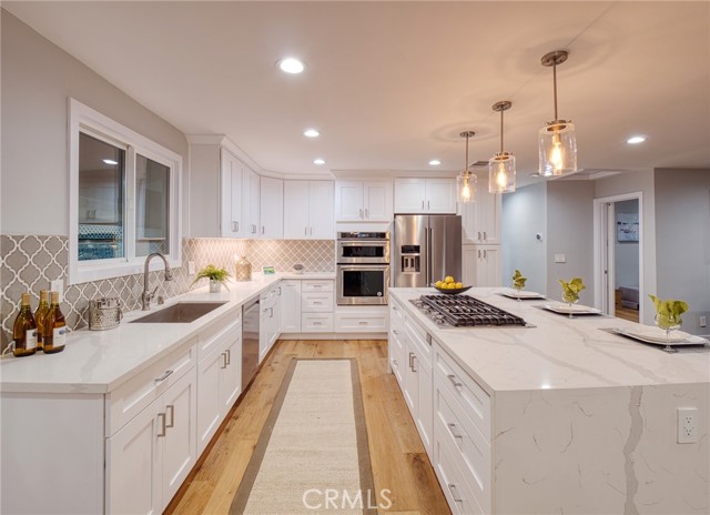 4 Bed Home for Sale in Los Angeles, California