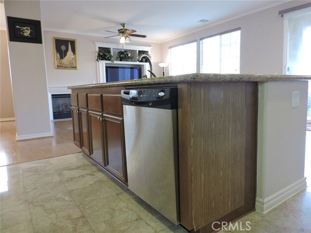 37112 Pergola Terrac, Palmdale, CA 93551, photo 13