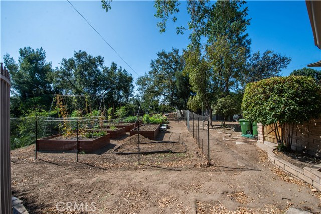 5 Bed Home for Sale in Granada Hills, California