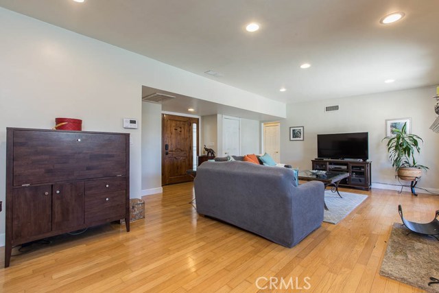 3 Bed Home for Sale in Granada Hills, California