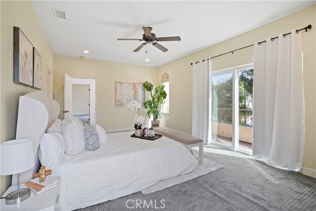 817 Garnet Street, Redondo Beach, California 90277, 3 Bedrooms Bedrooms, ,3 BathroomsBathrooms,Residential,Sold,Garnet,SR20234733