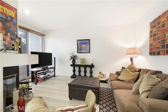 2 Bed Home for Sale in Encino, California