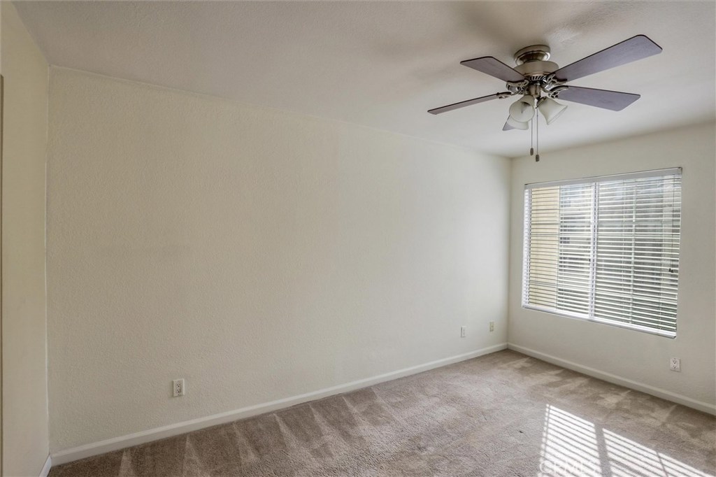 Photo for 5545 Canoga Avenue, 222, Woodland Hills, CA 91367 - Listing #SR-19281443 5545 Canoga Avenue, 222, Woodland Hills, CA 91367