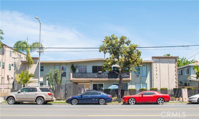 Photo of 14941 Burbank Boulevard, Sherman Oaks, CA 91411