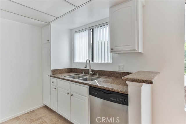 2 Bed Home for Sale in Studio City, California