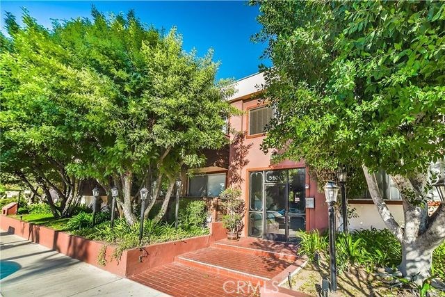  Home for Sale in Encino, California