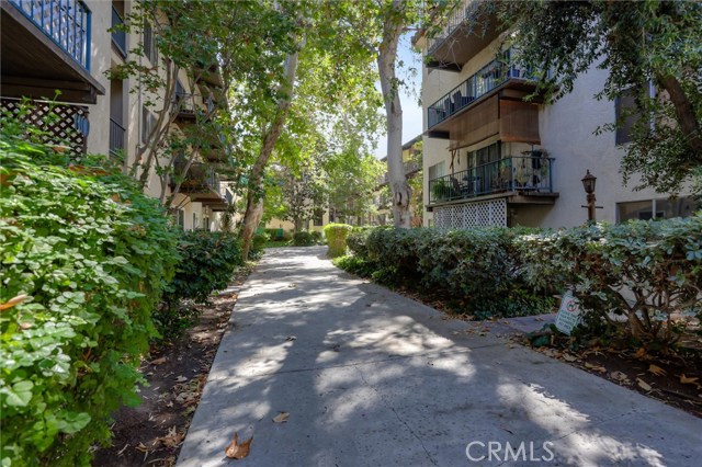 2 Bed Home for Sale in Encino, California