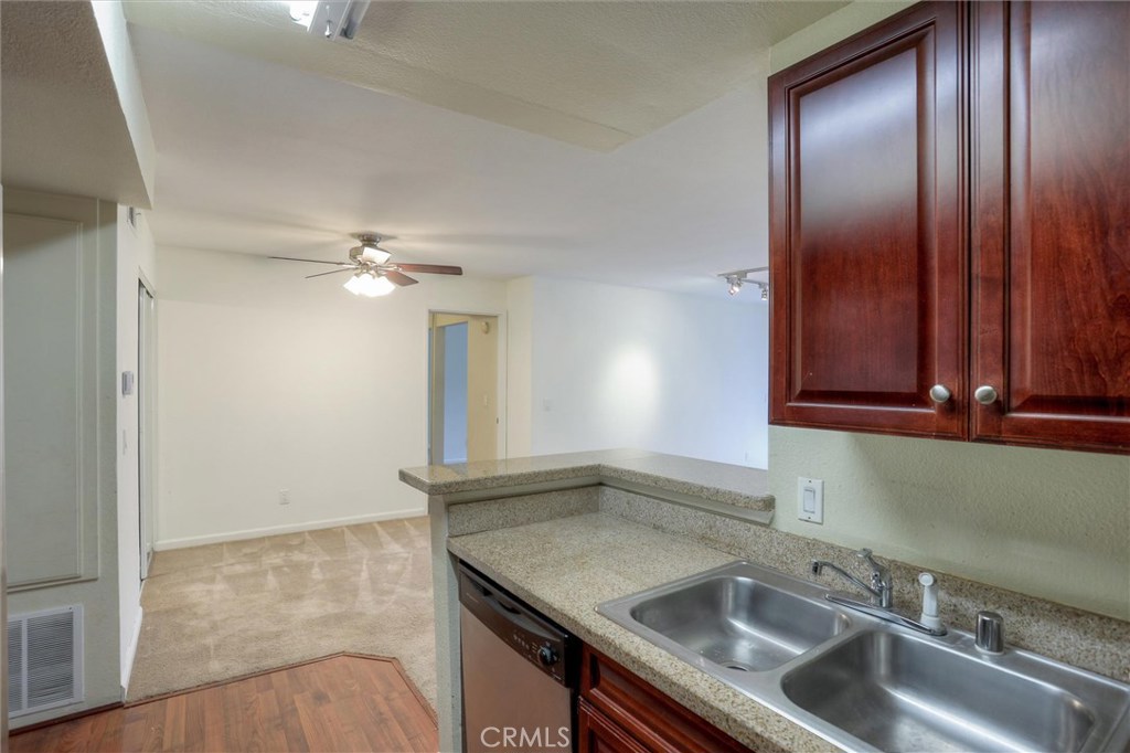 Photo for 5545 Canoga Avenue, 222, Woodland Hills, CA 91367 - Listing #SR-19281443 5545 Canoga Avenue, 222, Woodland Hills, CA 91367