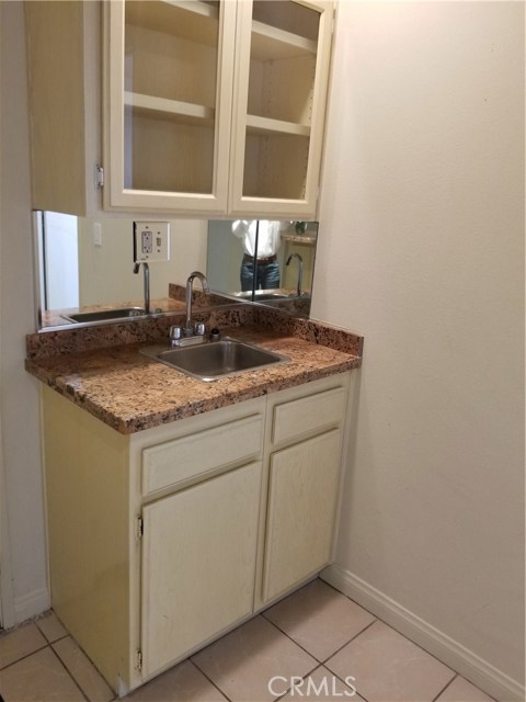 2 Bed Home for Sale in North Hollywood, California