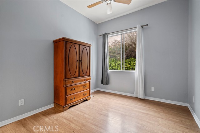 5 Bed Home for Sale in Saugus, California