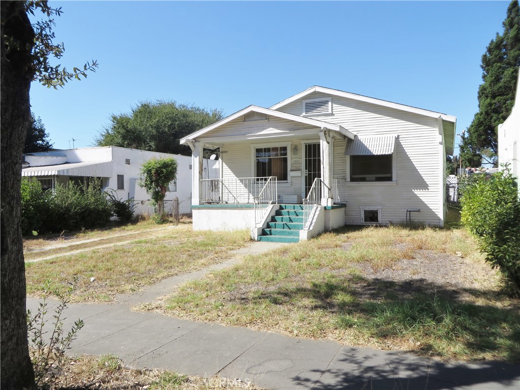Photo for 1065 ALLEN Avenue, Glendale, CA 91201 - Listing #SR-19253303 1065 ALLEN Avenue, Glendale, CA 91201