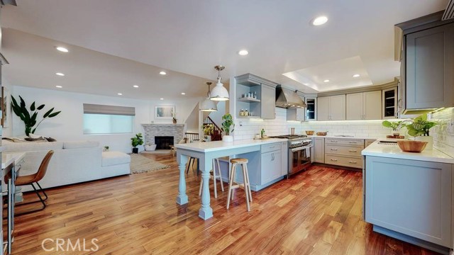1427 12th Street, Manhattan Beach, California 90266, 2 Bedrooms Bedrooms, ,3 BathroomsBathrooms,Residential,Sold,12th,SR20201962