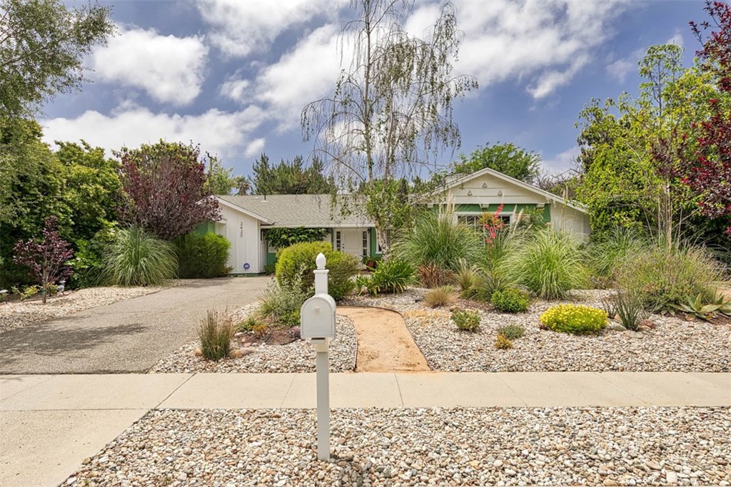 Photo of 2420 Sirius Street, Thousand Oaks, CA 91360