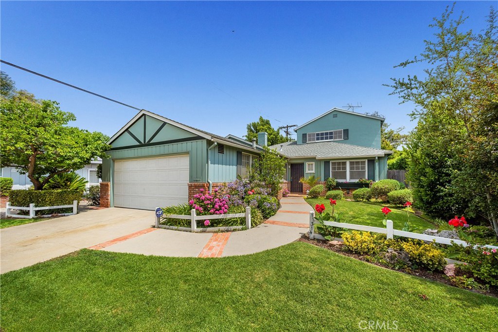 Photo of 11314 ISLETA STREET, Los Angeles, CA 90049