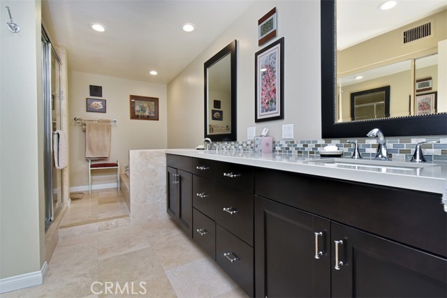 3 Bed Home for Sale in Encino, California