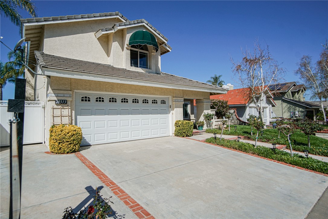Detail Gallery Image 1 of 1 For 28313 Tamarack Ln, Saugus,  CA 91390 - 4 Beds | 3 Baths