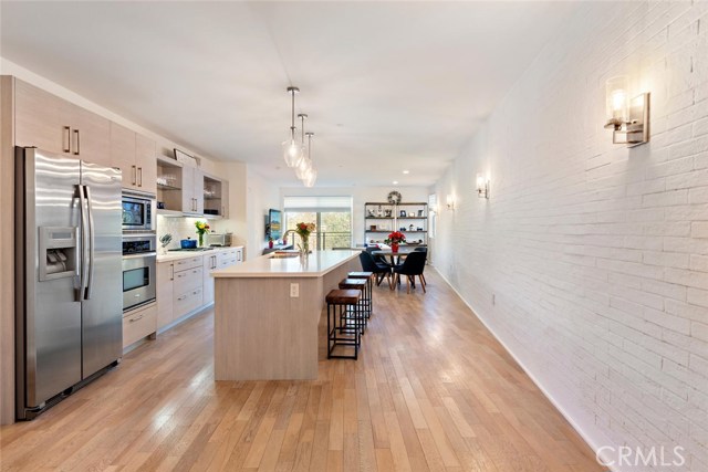2 Bed Home for Sale in Studio City, California