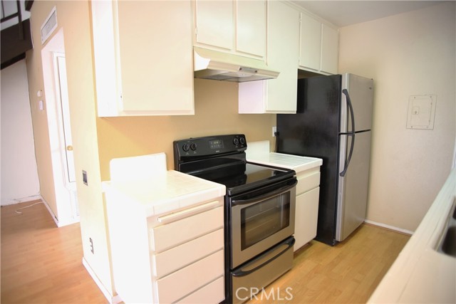 1 Bed Home for Sale in Encino, California