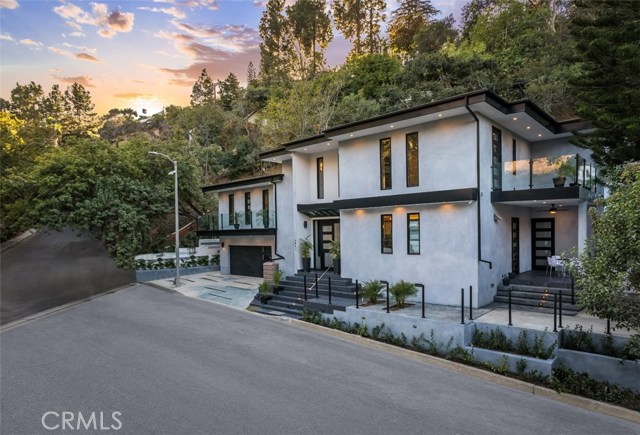 Photo of 3941 Weslin Avenue, Sherman Oaks, CA 91423