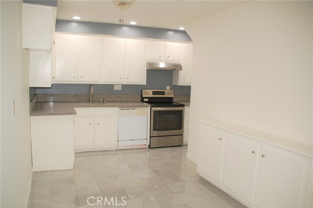1 Bed Home for Sale in North Hollywood, California