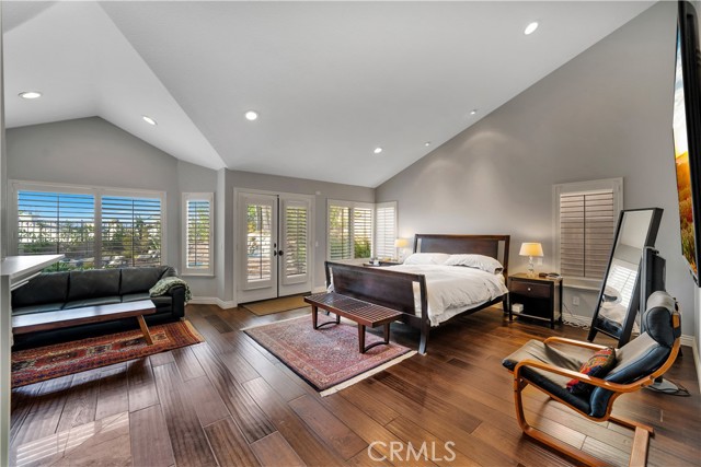 4 Bed Home for Sale in Calabasas, California