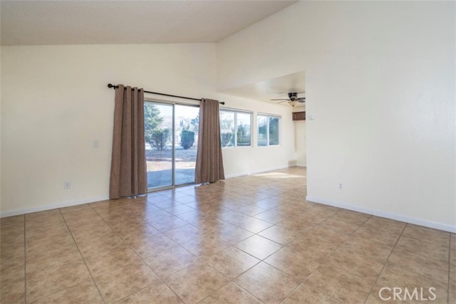 2 Bed Home for Sale in Canyon Country, California
