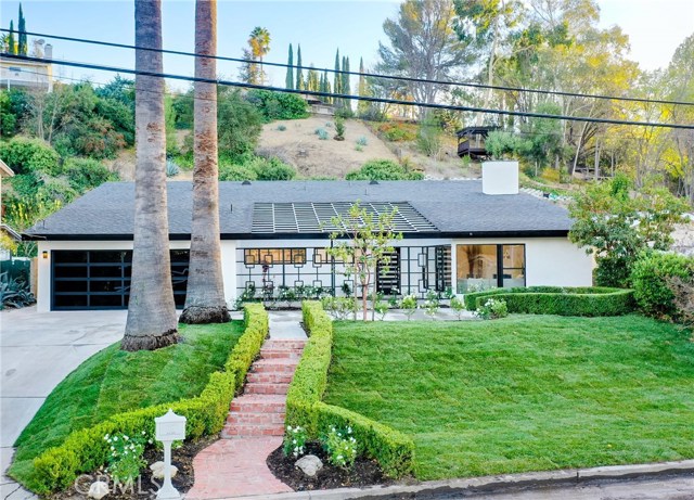 Photo of 23256 Calvert Street, Woodland Hills, CA 91367