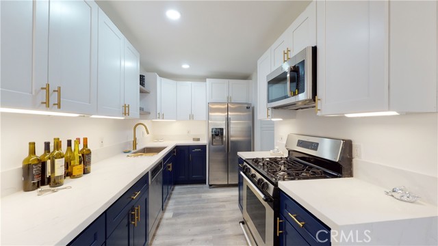 2 Bed Home for Sale in Los Angeles, California