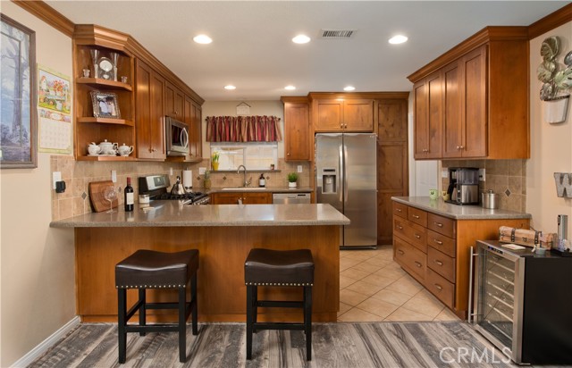 4 Bed Home for Sale in Newhall, California