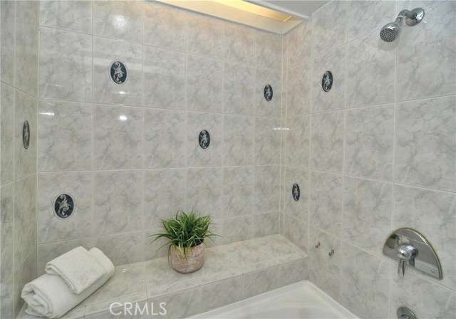 2 Bed Home for Sale in Encino, California