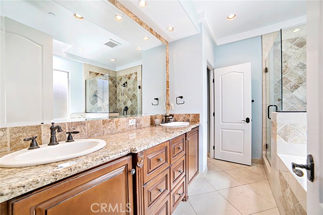 237 Irena Avenue, Redondo Beach, California 90277, 4 Bedrooms Bedrooms, ,3 BathroomsBathrooms,Residential,Sold,Irena,SR17073168