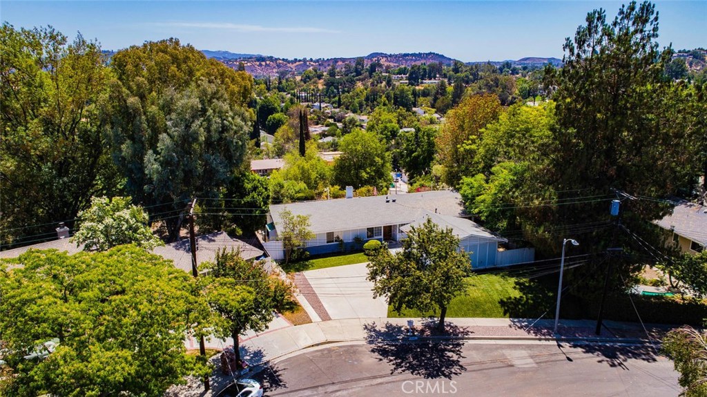 Photo for 5545 Ostin Avenue, Woodland Hills, CA 91367 - Listing #SR-19232071 5545 Ostin Avenue, Woodland Hills, CA 91367