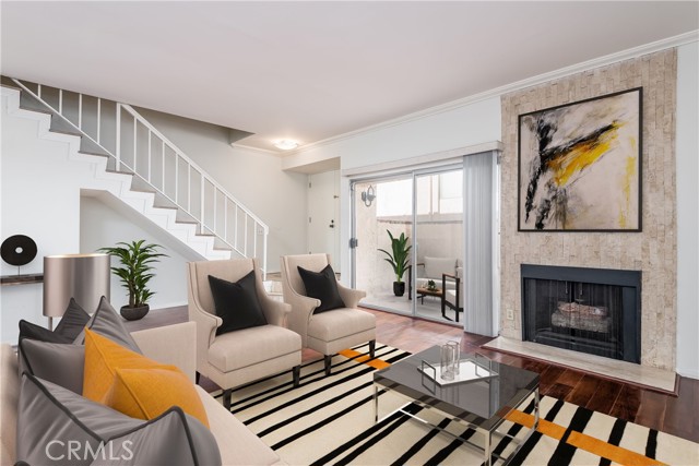 2 Bed Home for Sale in Encino, California