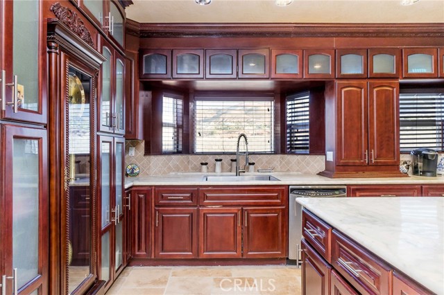 5 Bed Home for Sale in Palmdale, California