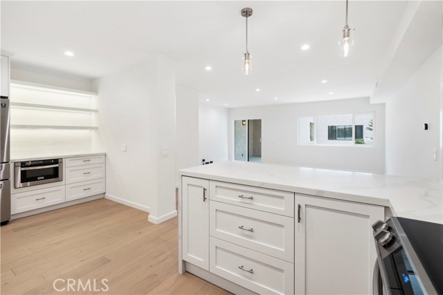 1 Bed Home for Sale in Sherman Oaks, California