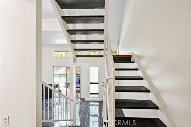 2 Bed Home for Sale in Van Nuys, California