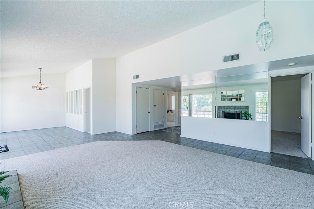 Photo for 5545 Ostin Avenue, Woodland Hills, CA 91367 - Listing #SR-19232071 5545 Ostin Avenue, Woodland Hills, CA 91367