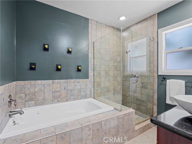 4 Bed Home for Sale in Sherman Oaks, California