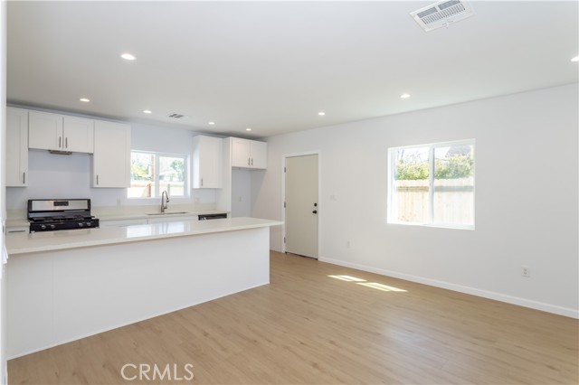 5 Bed Home for Sale in Granada Hills, California