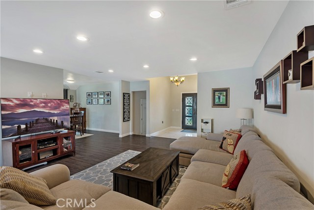 4 Bed Home for Sale in Sherman Oaks, California