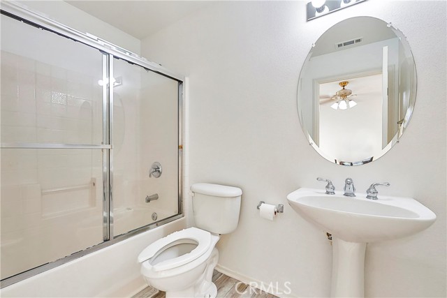 5 Bed Home for Sale in Castaic, California