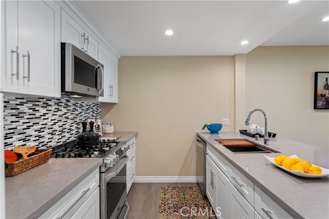 2 Bed Home for Sale in Sherman Oaks, California