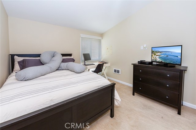 818 Camino Real, Redondo Beach, California 90277, 2 Bedrooms Bedrooms, ,2 BathroomsBathrooms,Residential,Sold,Camino Real,SR20198700