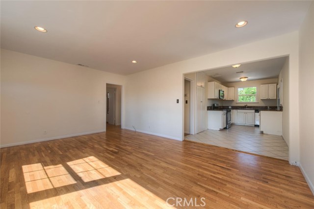 3 Bed Home for Sale in Van Nuys, California