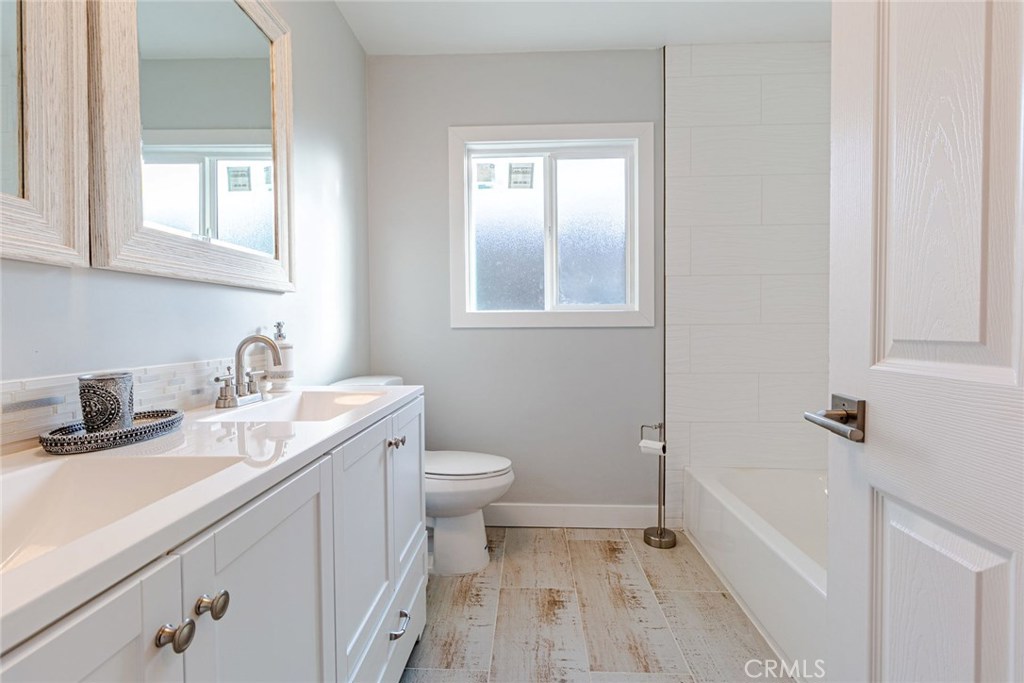 Photo for 7517 Darby Avenue, Reseda, CA 91335 - Listing #SR-20003786 7517 Darby Avenue, Reseda, CA 91335