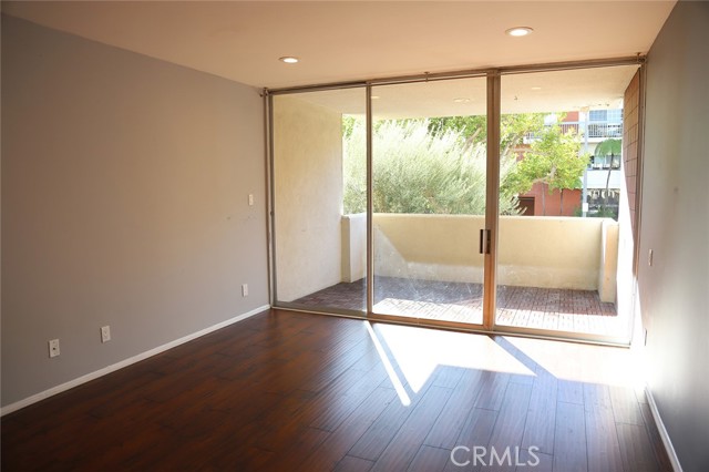 2 Bed Home for Sale in Los Angeles, California