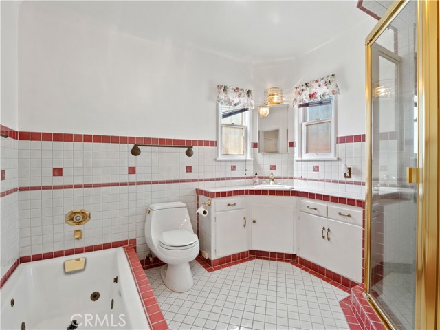 3 Bed Home for Sale in Leimert Park, California
