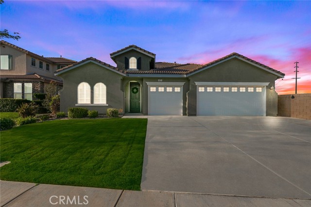 Detail Gallery Image 1 of 1 For 4021 Tournament Dr, Palmdale,  CA 93551 - 4 Beds | 3 Baths