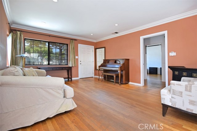 3404 McBain Avenue, Redondo Beach, California 90278, 3 Bedrooms Bedrooms, ,1 BathroomBathrooms,Residential,Sold,McBain,SR17150884